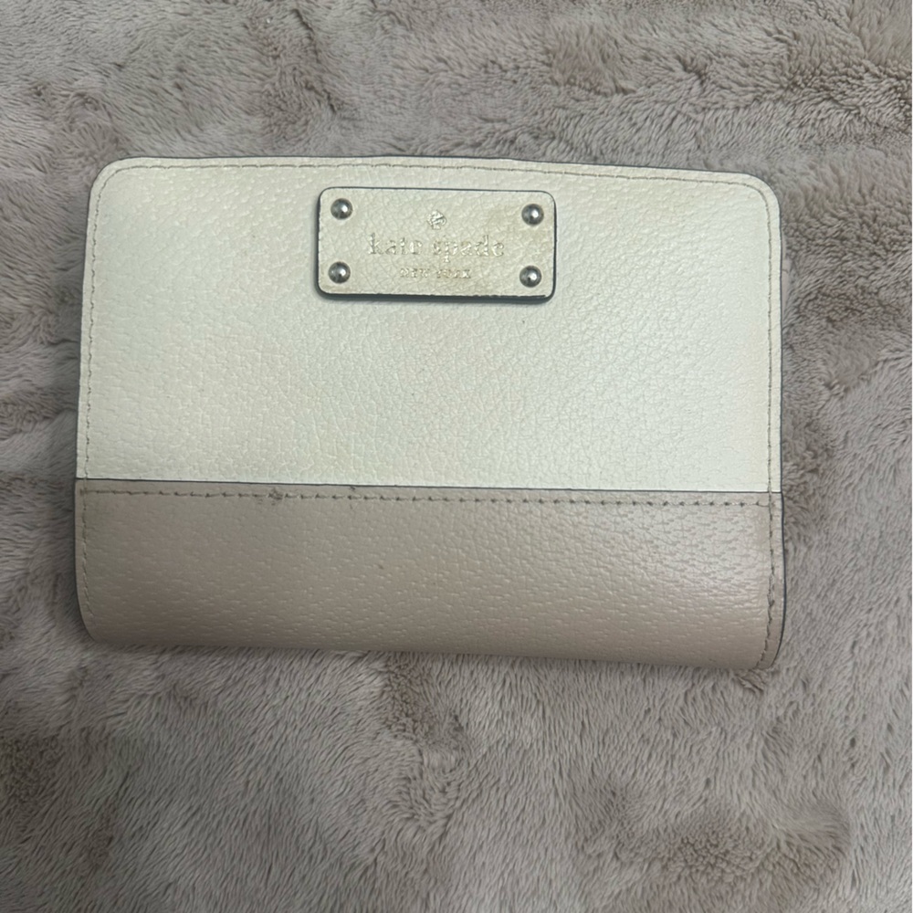 Kate Spade Cream and Tan Wallet